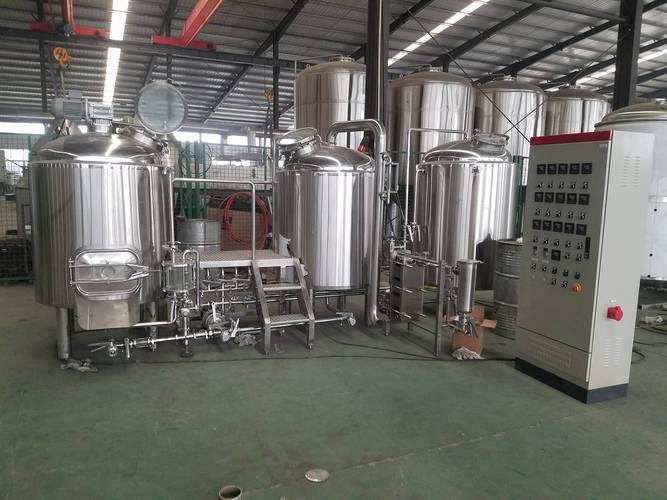 崇信全套啤酒设备一套多少钱？开精酿厂到底得配齐哪些？